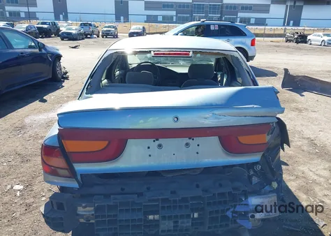 2002 Saturn S-Series Sl2 z USA, uszkodzony, nr VIN 1G8ZK52722Z132470